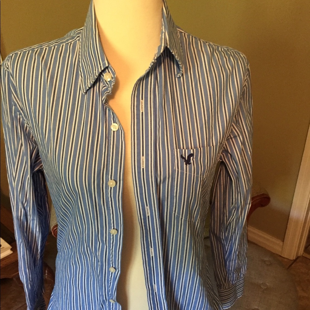 American Eagle 🦅 long sleeve button down